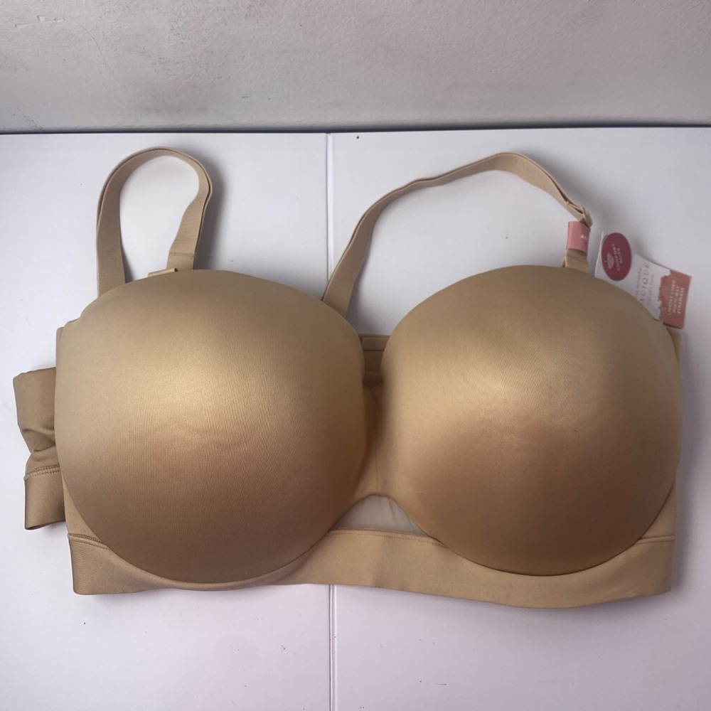 Cacique Beige NWT Modern Collection Convertible Multi-Way Strapless T-Shirt Bra